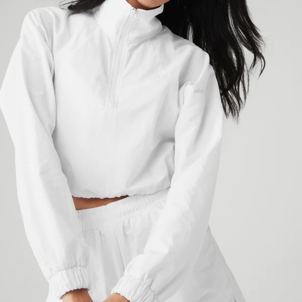 Alo Cropped 1/4 Zip Windbreaker